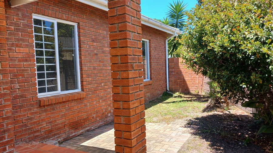 To Let 2 Bedroom Property for Rent in Lorraine Eastern Cape